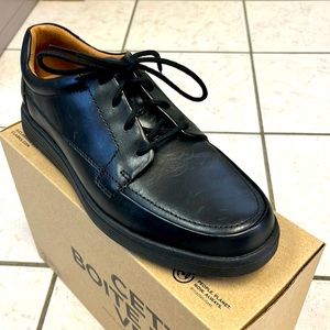 Clarks Mens black shoes. NIB! 9.5
